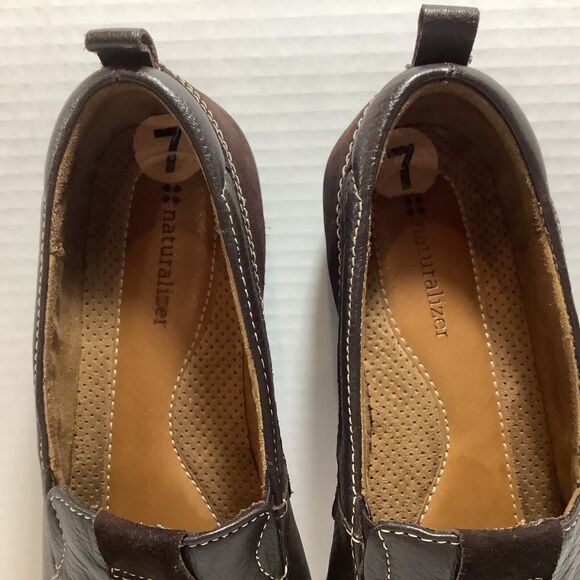Naturalizer Women’s Size 7 wide Dark Brown Leather Slip on Casual Flat Loafers - Picture 6 of 9